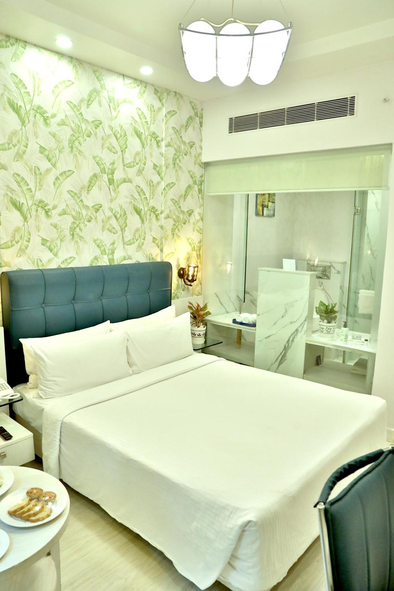 ซาโรวาร์ พอร์ติโก้ นาเรียน่า Hotel นิวเดลี ภายนอก รูปภาพ